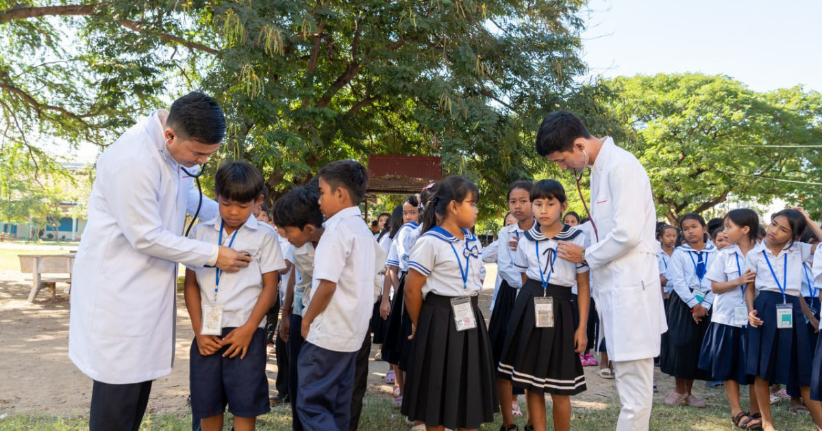 បេសកម្មរបស់សង្គមស៊ីវិលចិន ចូលរួមលើកកម្ពស់សុខភាពកុមារកម្ពុជា
