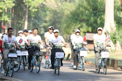 សង្គមស៊ីវិលកម្ពុជានិងចិន រួមគ្នារៀបចំព្រឹត្តិការណ៍ជិះកង់ទេសចរណ៍ក្នុងតំបន់អង្គរ